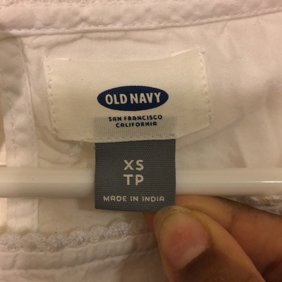 Old Navy white blouse - Picture 2 of 5